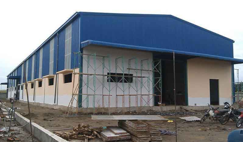 Tại sao nên chọn nhà thầu thi công nhà xưởng tiền chế uy tín?