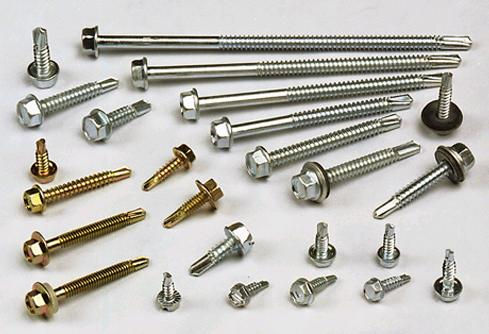 Sử dụng đinh hoặc vít quá ít