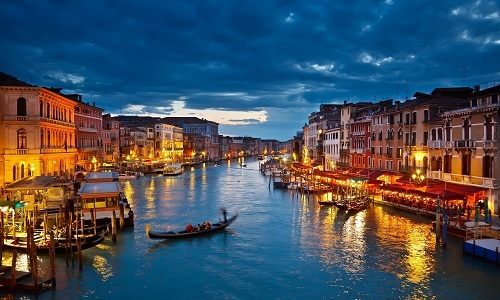 Nhà nổi ở Venice (Italy)
