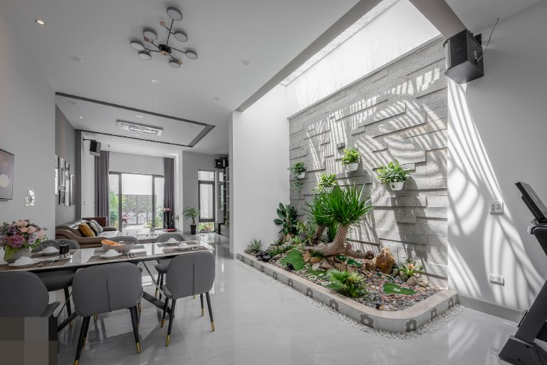 Giếng trời trong nhà giúp không khí lưu thông tốt hơn